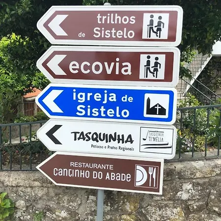 Casinha Minhota * Eirado